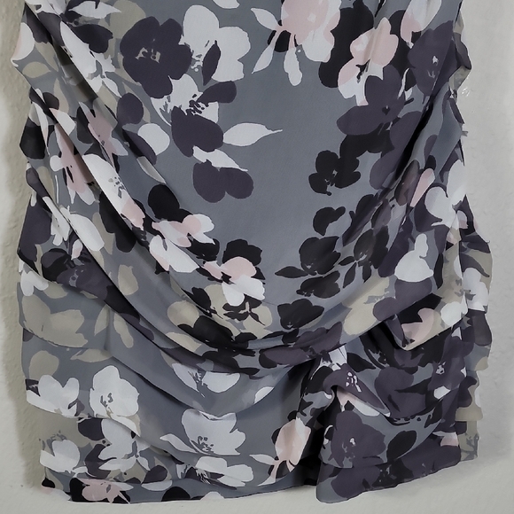 Y2K Express Dark Floral Mini Dress Size 2 Gray Ruched Whimsigoth Romantic 90s - Picture 5 of 15